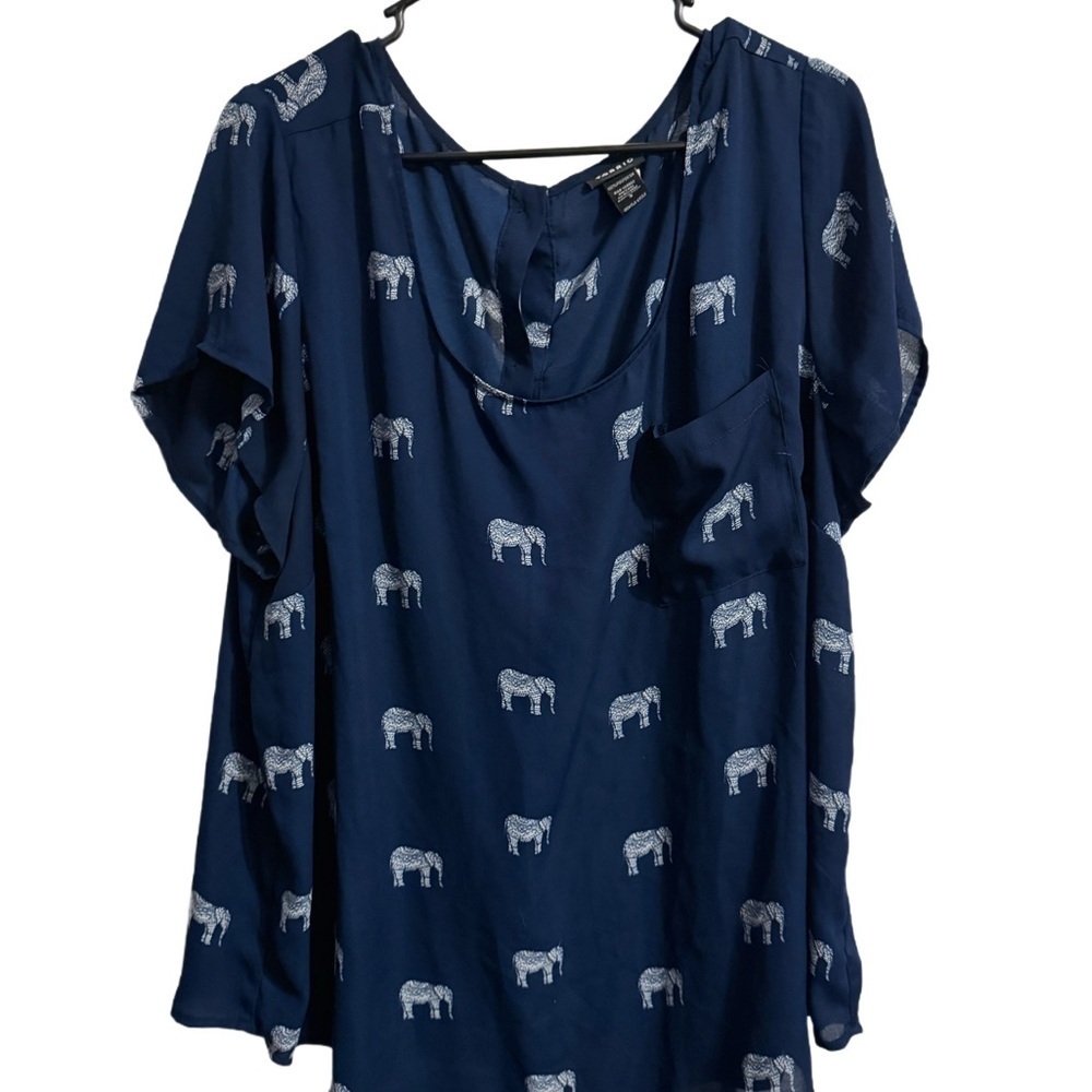 Torrid 3 Navy Blue & White Elephant Print Women's Top Boho Tribal Work Blouse